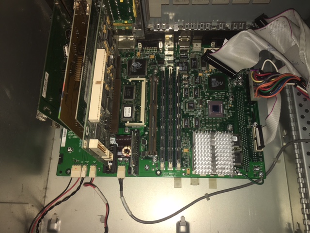 Name:  apple server1.jpg
Views: 920
Size:  132.4 KB